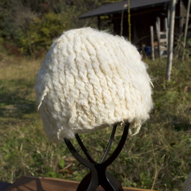 【”贈り物”に悩む方へ】あったかウール小物「ひつじと暮らす」をご紹介