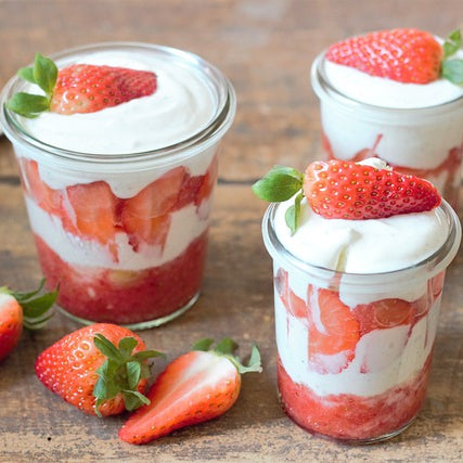 とろ〜り濃厚「国産イチゴミルクの素」